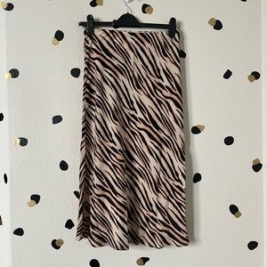 NWOT Socialite High Waist Tiger Skirt